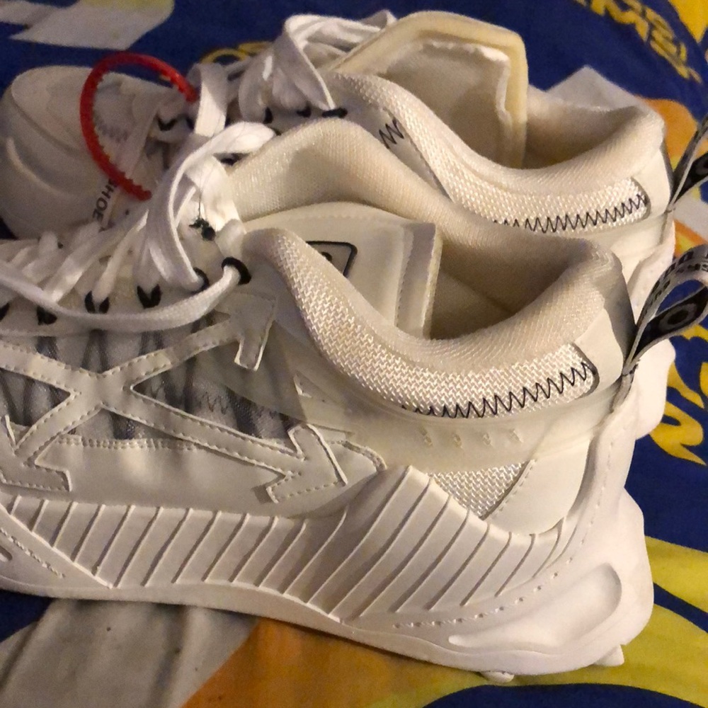 OFF WHITE TRACK SHOES